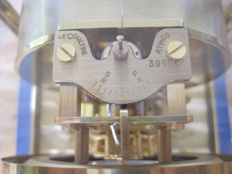 Atmos clock case, top view